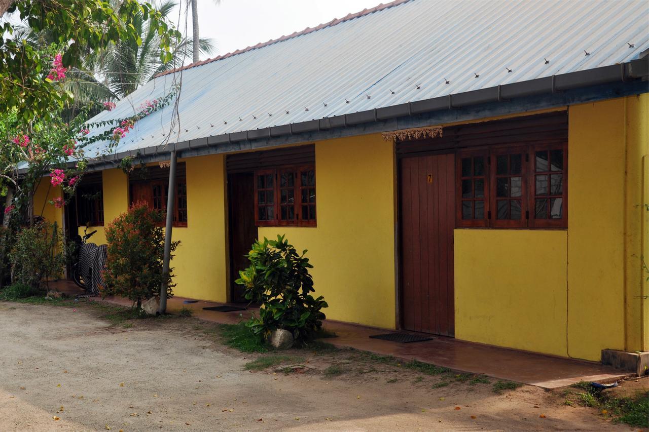 Hotel Pearl Gate Chilaw Luaran gambar