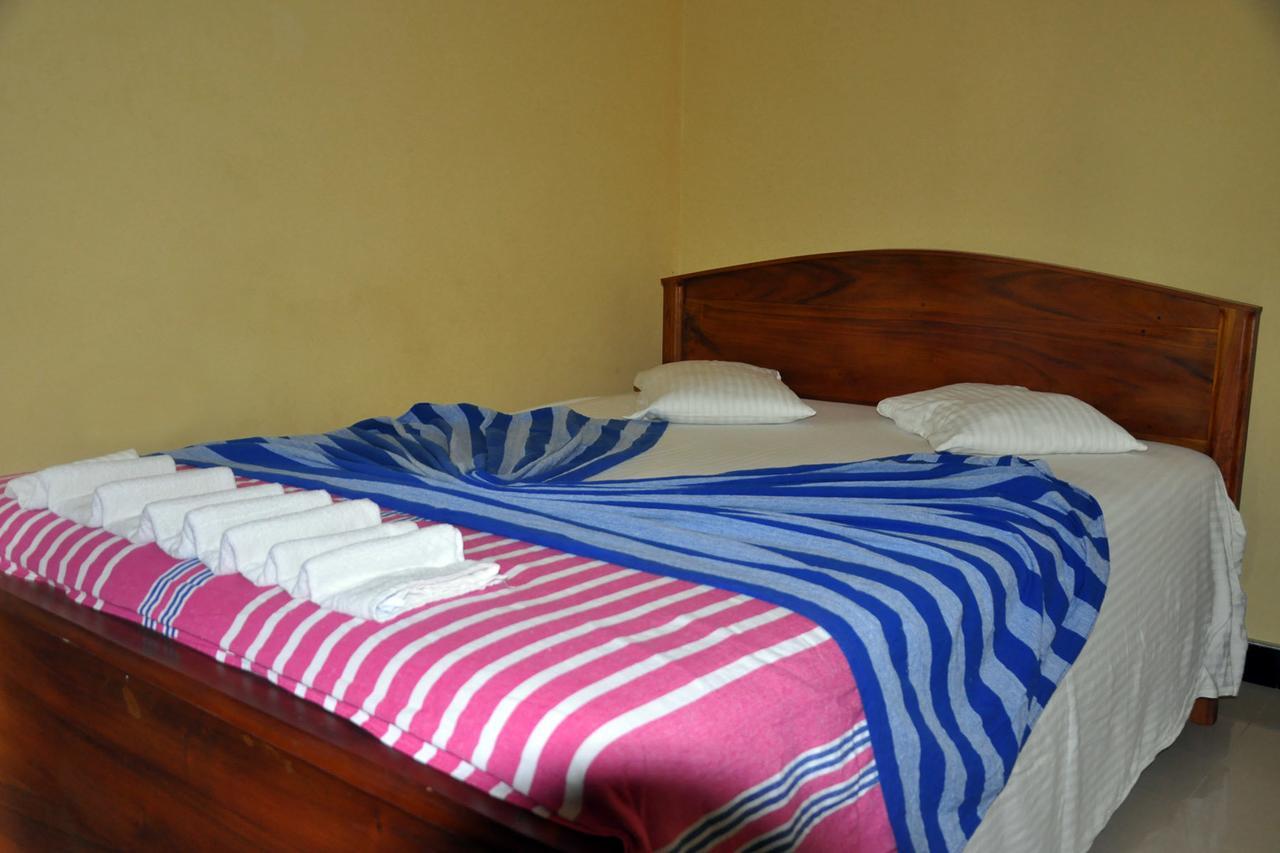 Hotel Pearl Gate Chilaw Luaran gambar