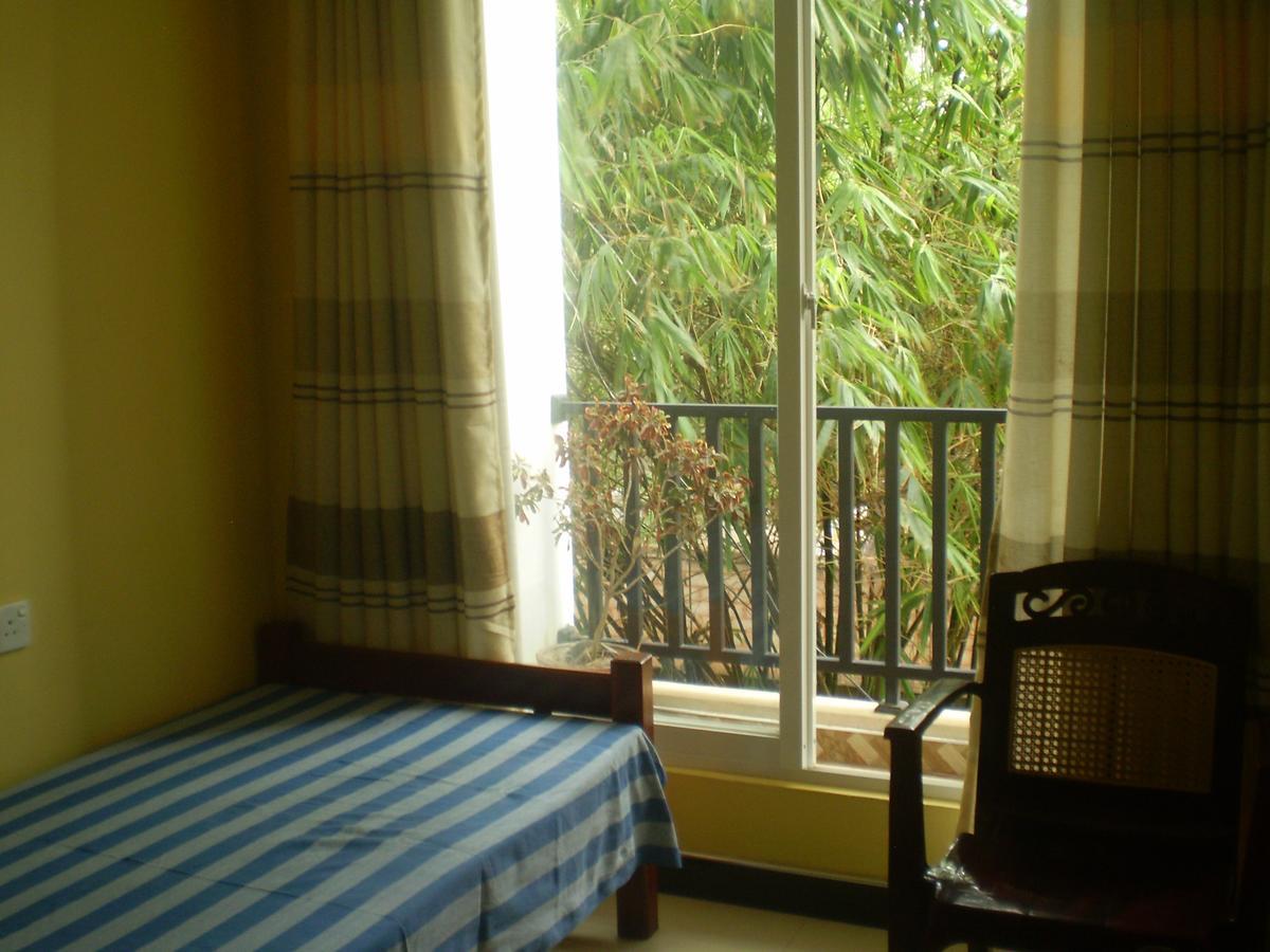 Hotel Pearl Gate Chilaw Luaran gambar